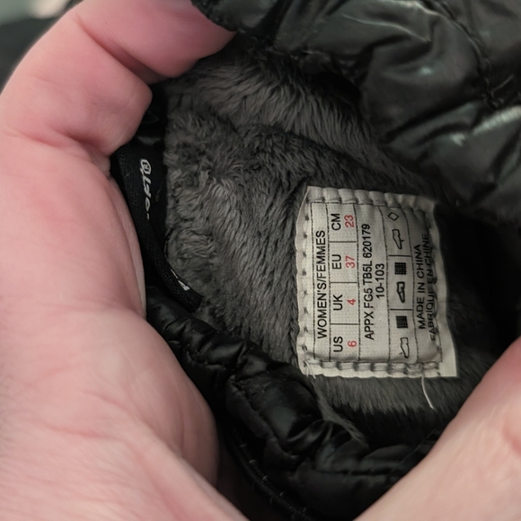 The North Face W6 Primaloft Icepick sole goose down Black Boots Snow Waterproof - Picture 6 of 7